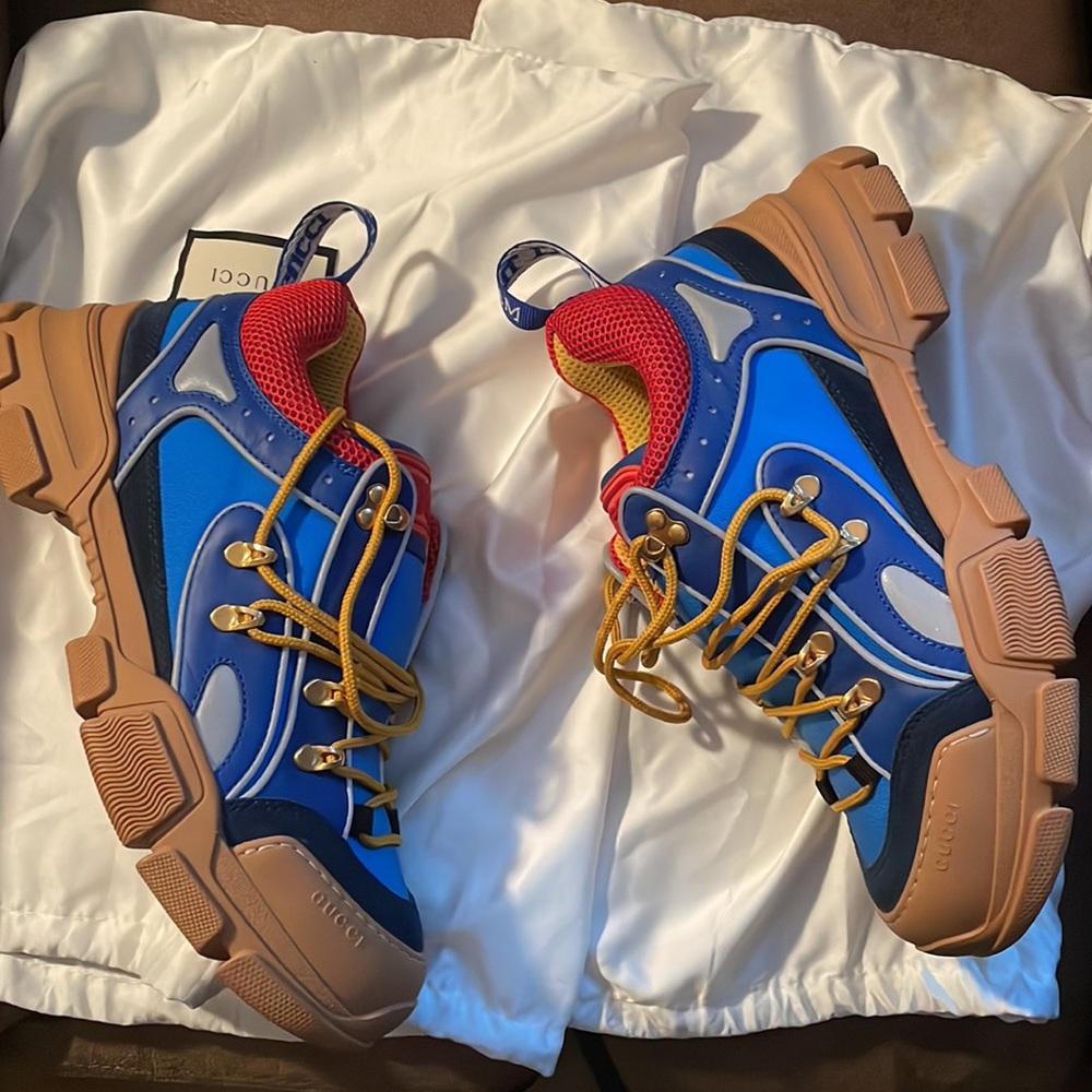 100% Authentic New Mens Gucci Flashtrek Sz. 9 **No Box Dustbag only**